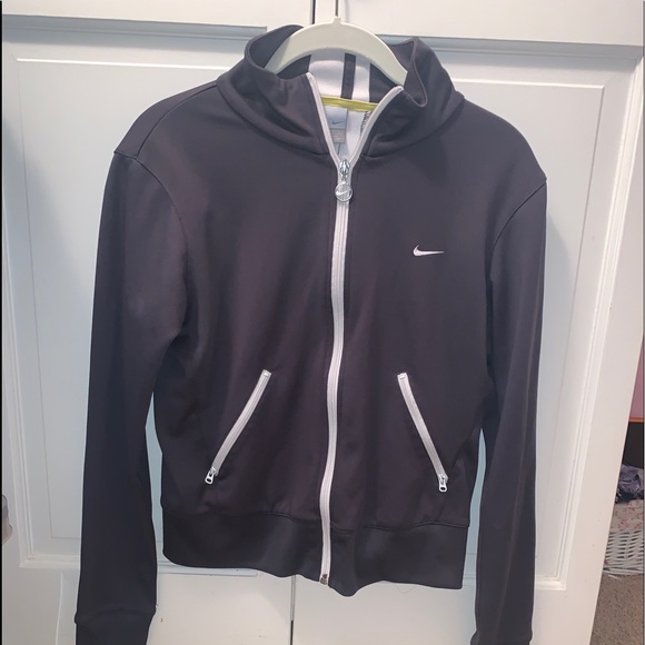 Nike Tops - Nike zip up